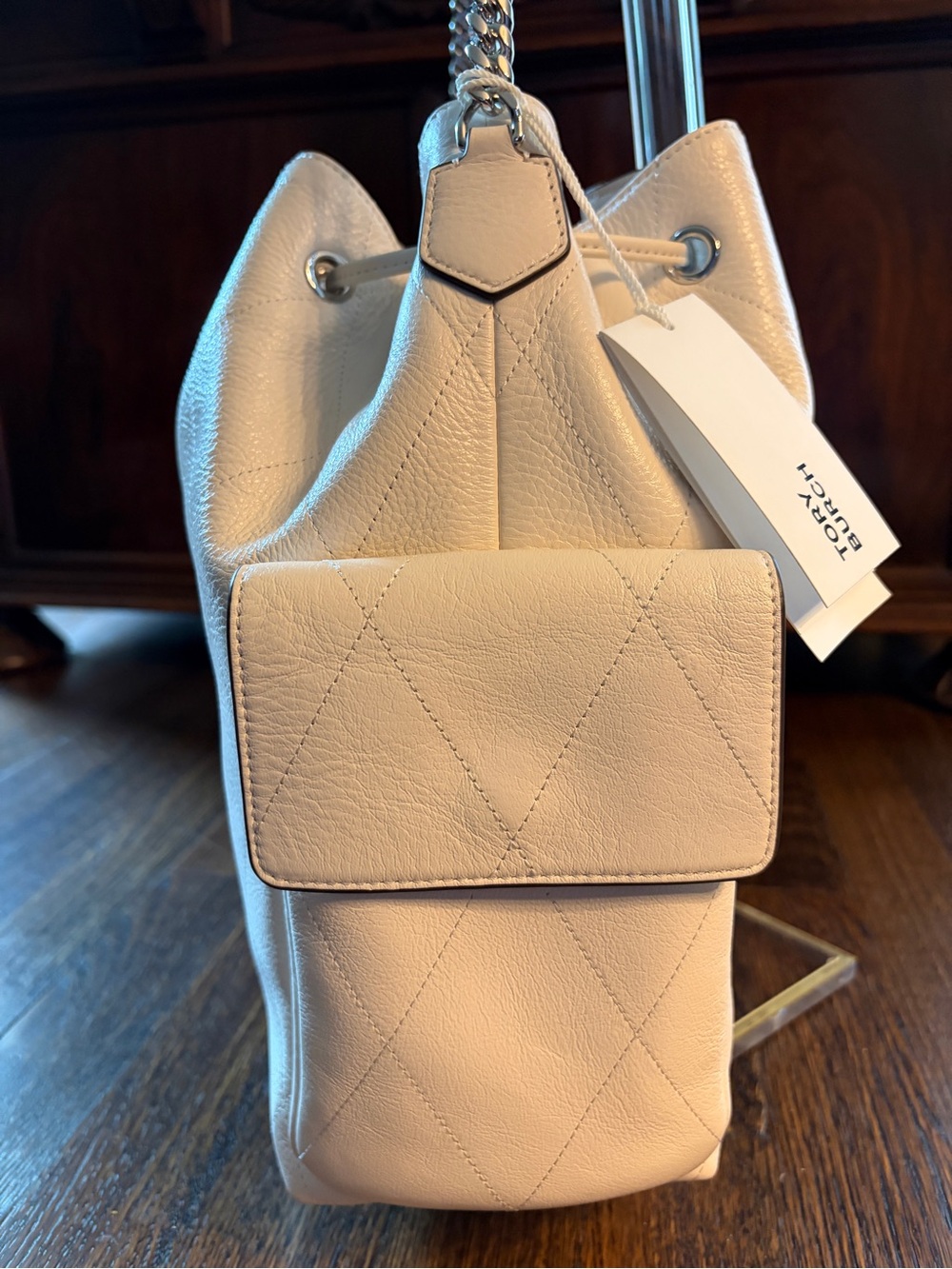 Tory Burch Large Charlie Quilted Drawstring Bag - Light Cream - Picture 5 of 8
